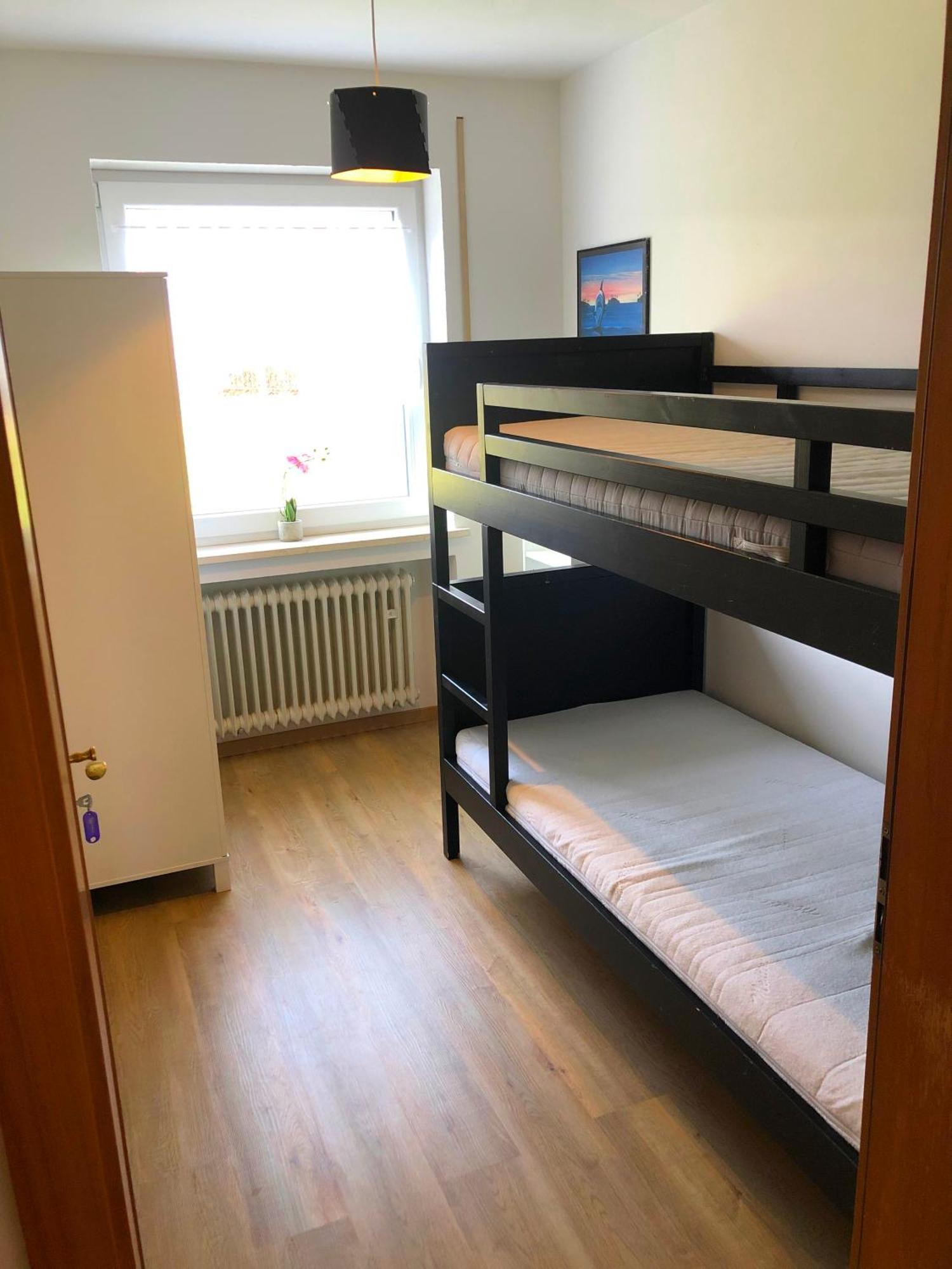 Ferienwohnungen / Ferienhaus Adelsried Екстериор снимка