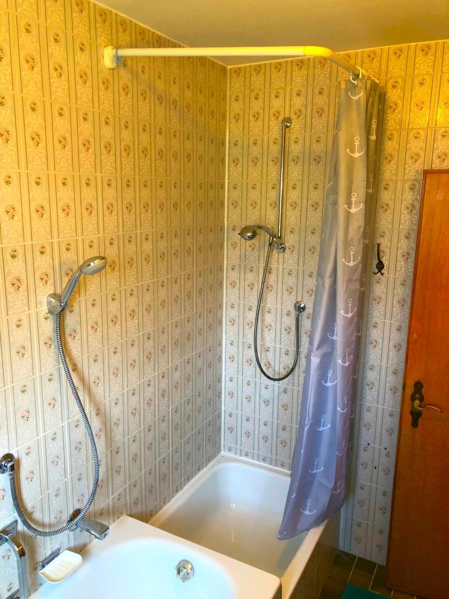 Ferienwohnungen / Ferienhaus Adelsried Екстериор снимка