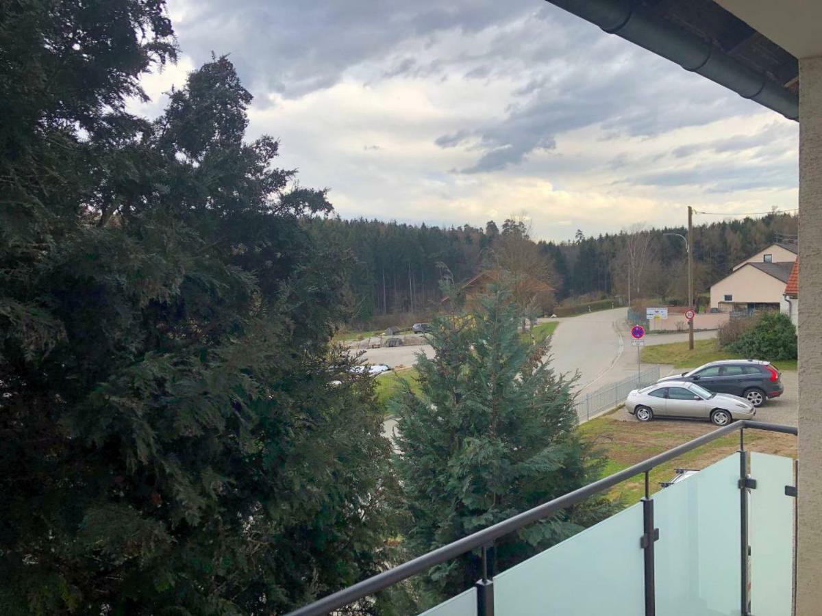 Ferienwohnungen / Ferienhaus Adelsried Екстериор снимка